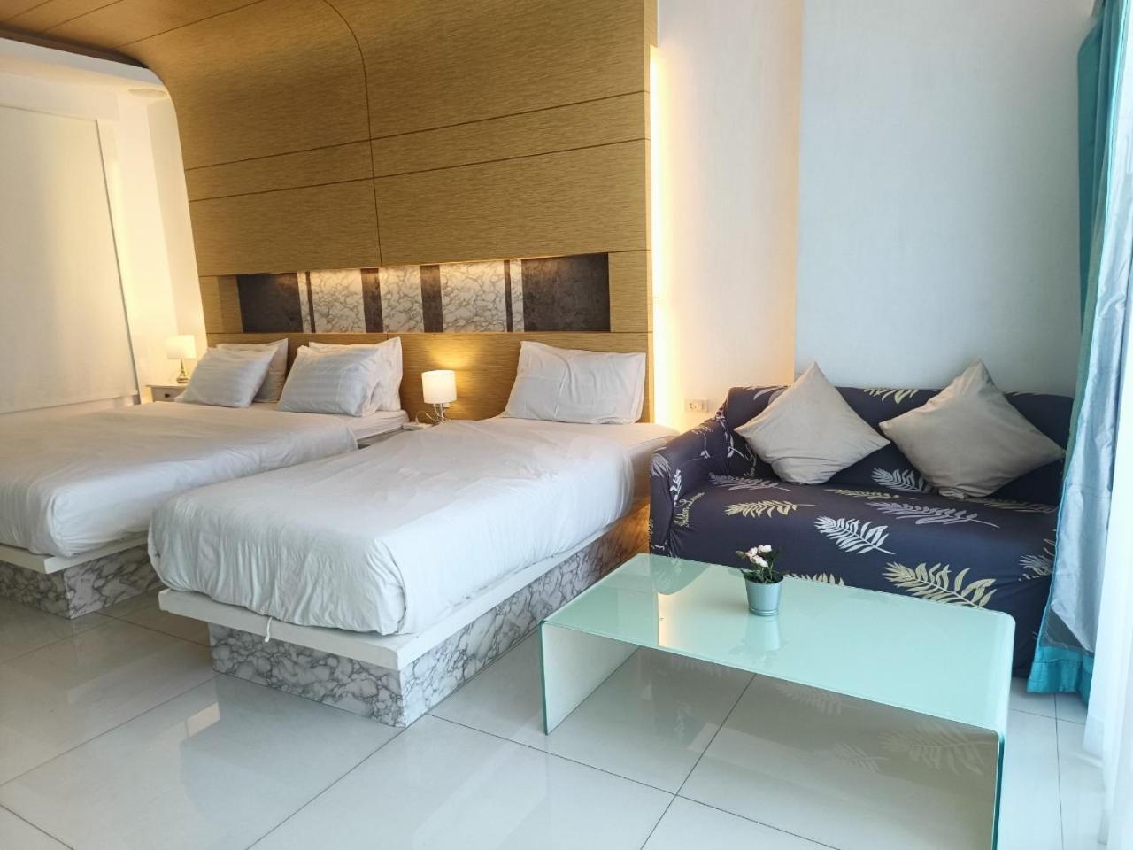 View Talay 6 Pattaya Beach Apartment By Honey Kültér fotó