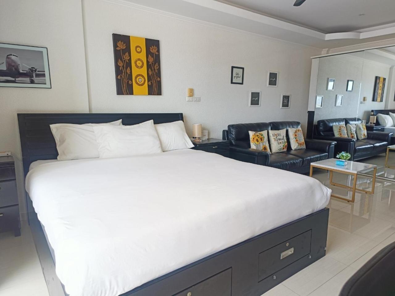 View Talay 6 Pattaya Beach Apartment By Honey Kültér fotó