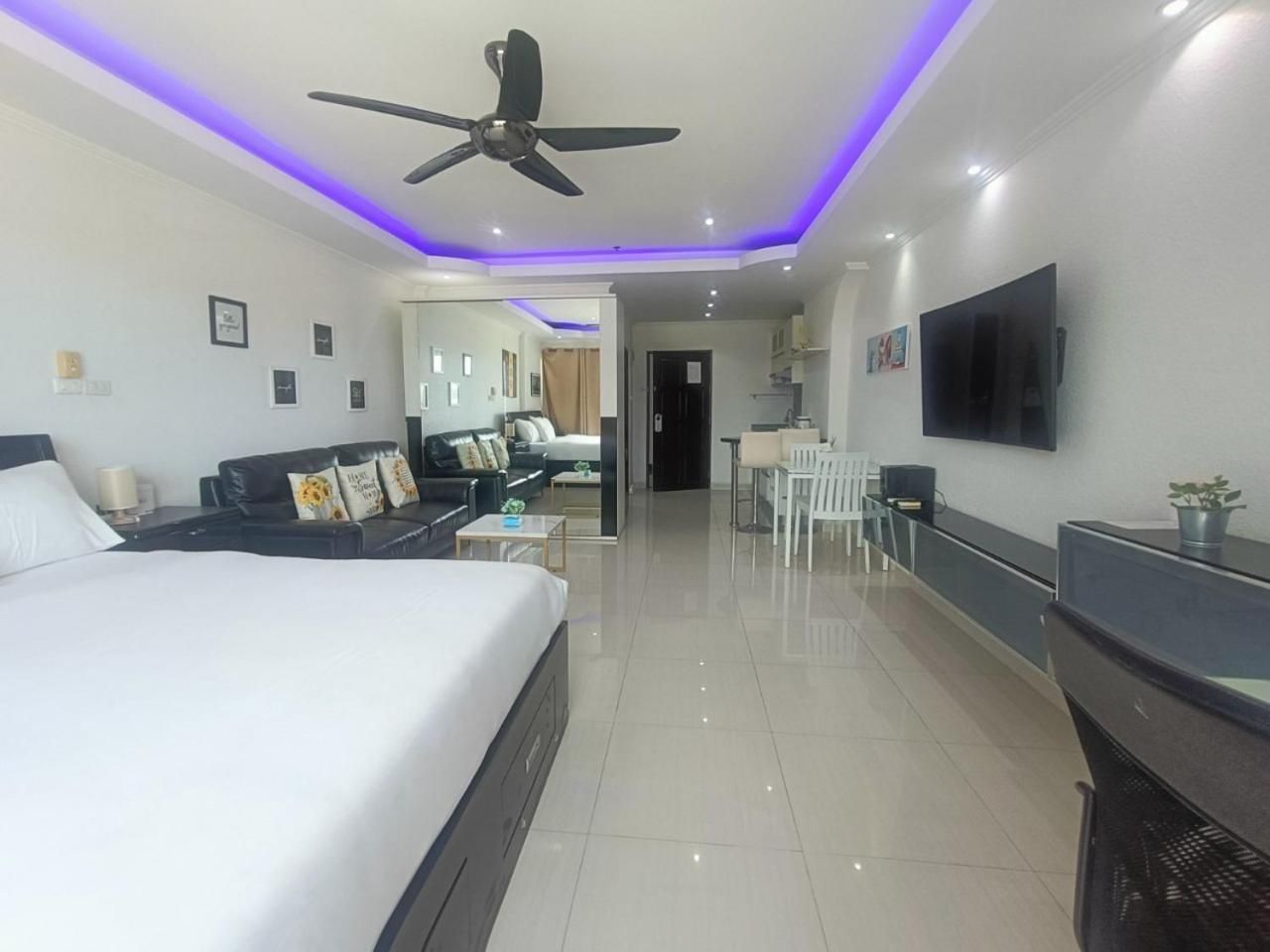 View Talay 6 Pattaya Beach Apartment By Honey Kültér fotó