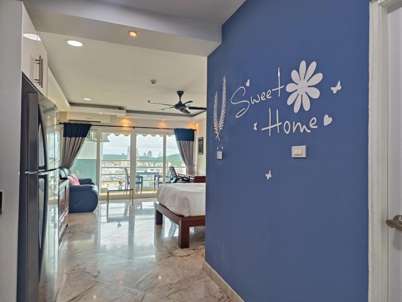 View Talay 6 Pattaya Beach Apartment By Honey Kültér fotó